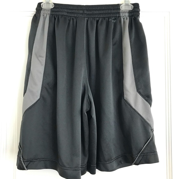 Boston University Nike Dri-Fit Shorts - M - Picture 3 of 3